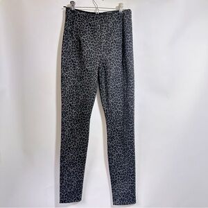 NWT Liverpool Women's Carolyn Leopard Print gray black Legging pants Size 4